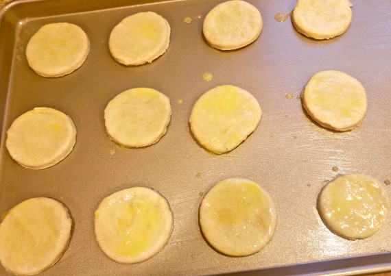 creme bicuits on baking tray