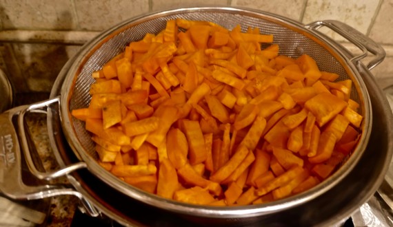 mashed sweet potatos steaming