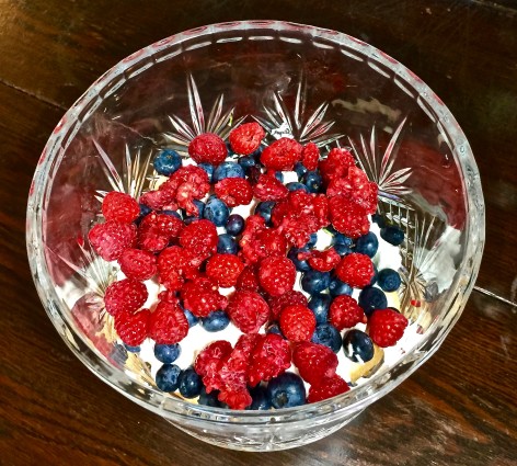 trifle berries in bowl 2