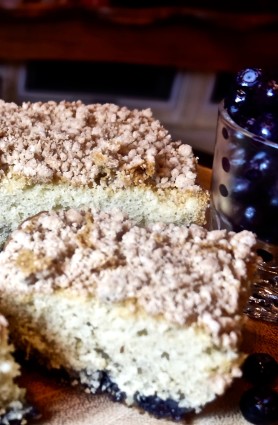 crumb cake piece