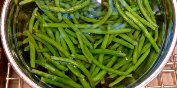 green beans in ice