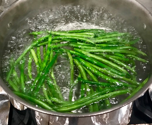 Lemony Green beans Beans in boiling water