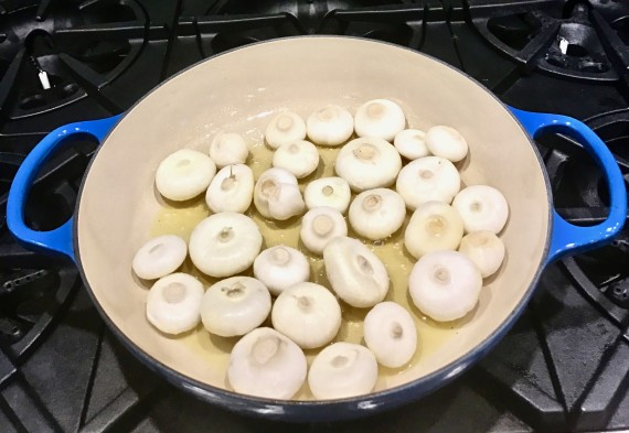 cipollini onions in pot